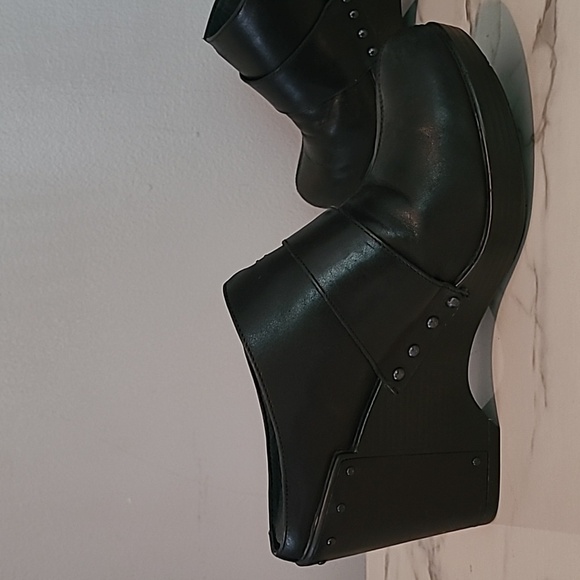 Dansko Francine Black Leather Studded Mules Heels Clogs Wmns EU 40 US 10-10.5 - Picture 4 of 15